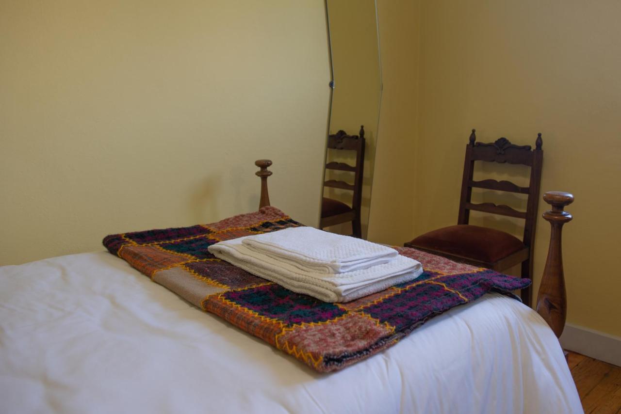 Casa Do Carvalhal - Natureza No Centro Da Cidade Guest House Santa Maria da Feira Ngoại thất bức ảnh
